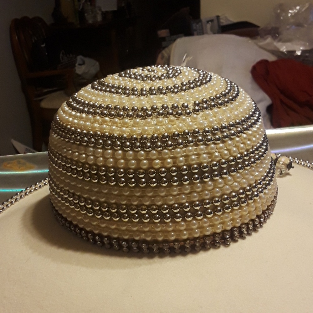 Hat - Picture 3 of 3
